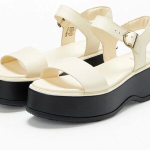 SOREL Women's Dayspring Ankle Strap Flatform Sandals